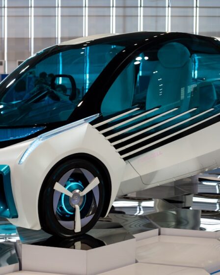 Samochody wodorowe - przyszłość transportu drogowego 14 Photo Toyota Mirai