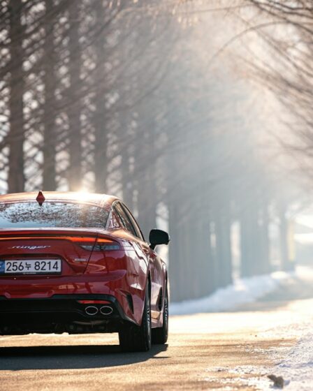 Autonomiczne pojazdy dostawcze: przyszłość logistyki 11 Photo Self-driving van