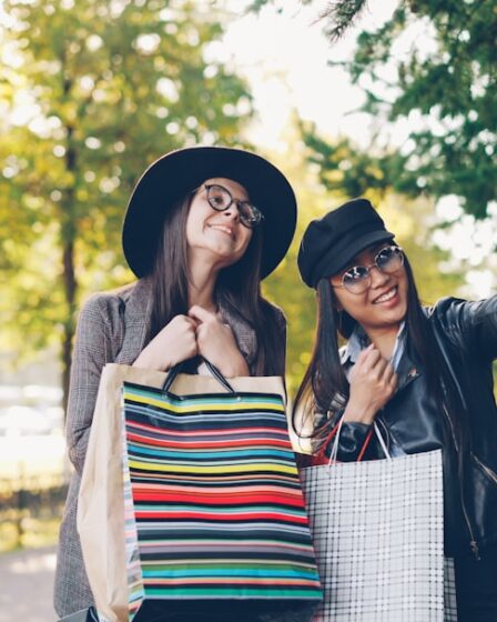 Trendy w kulturze młodzieżowej: co jest na topie? 1 Photo youth culture trends